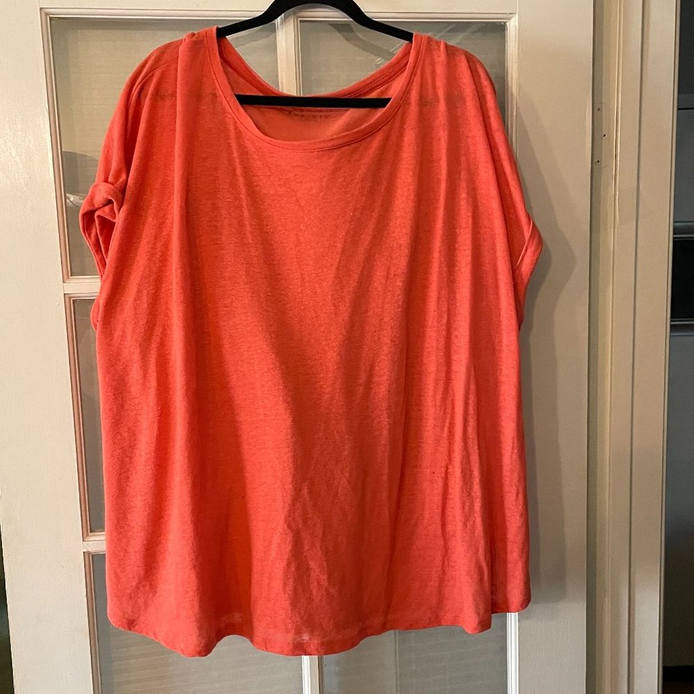 Boxy, loose cute Spring Tshirtl